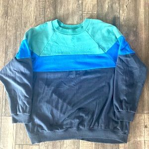 American Eagle oversized crew sweatshirt